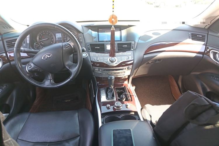 Used Infiniti Q70 2013 Q70L 2.5L Comfort Edition Interior 2