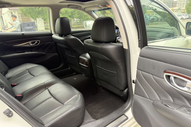 Used Infiniti Q70 2013 Q70L 2.5L Comfort Edition Interior 6