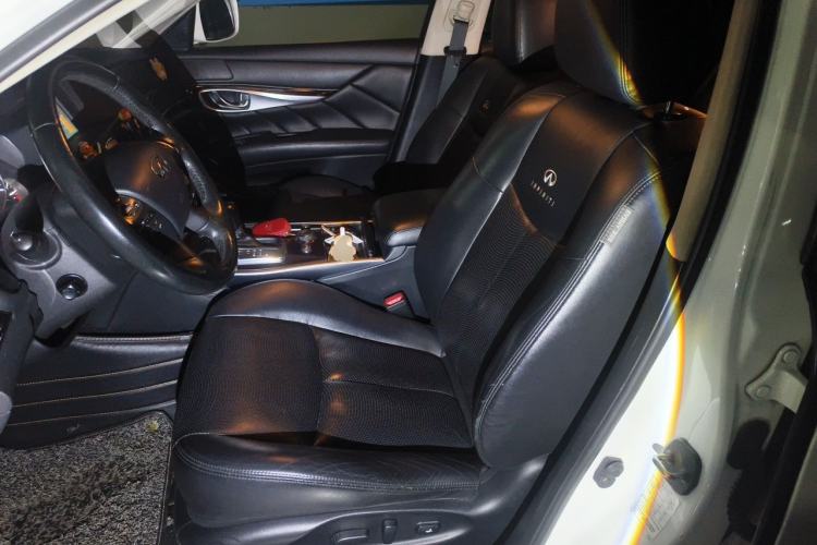 Used Infiniti Q70 2013 Q70L 2.5L Elegance Edition Left Front Seat
