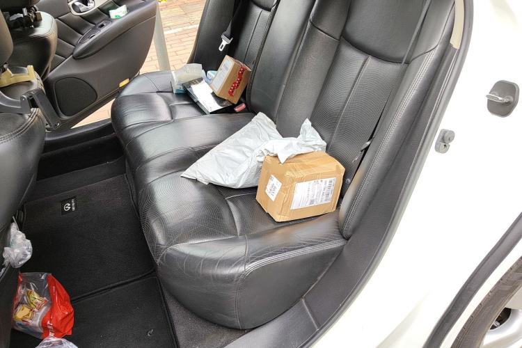 Used Infiniti Q70 2013 Q70L 2.5L Comfort Edition Left Rear Seat