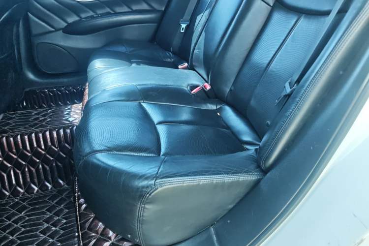 Used Infiniti Q70 2013 Q70L 2.5L Comfort Edition Left Rear Seat