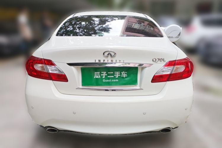 Used Infiniti Q70 2013 Q70L 2.5L Elegance Edition Rear
