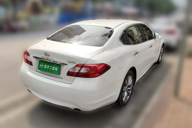 Used Infiniti Q70 2013 Q70L 2.5L Comfort Edition Rear Right 45 Deg