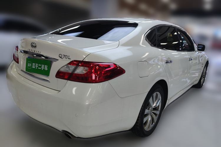Used Infiniti Q70 2013 Q70L 2.5L Comfort Edition Rear Right 45 Deg