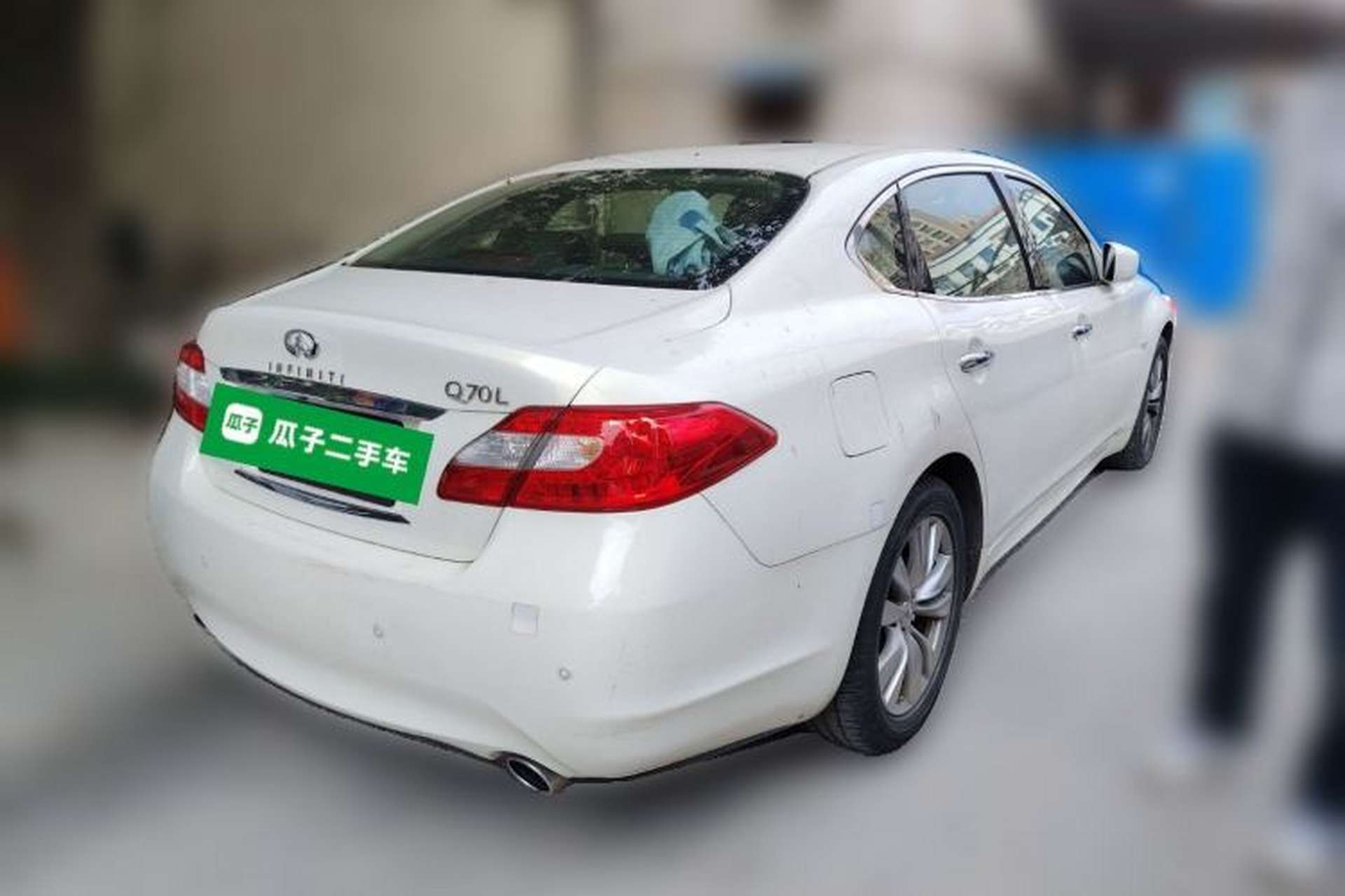 Used Infiniti Q70 2013 Q70L 2.5L Comfort Edition Rear Right 45 Deg