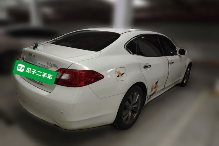 Used Infiniti Q70 2013 Q70L 2.5L Elegance Edition Rear Right 45 Deg