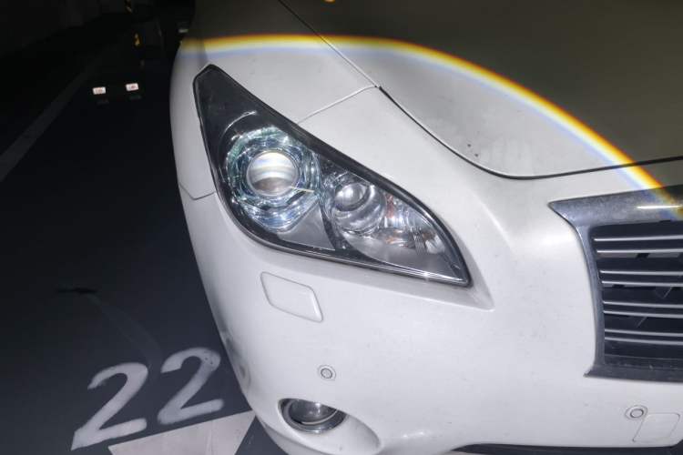 Used Infiniti Q70 2013 Q70L 2.5L Elegance Edition Right Front Headlight