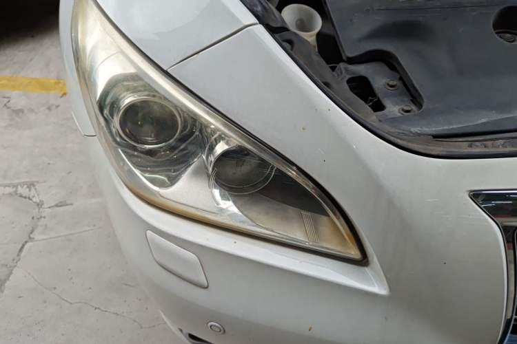 Used Infiniti Q70 2013 Q70L 2.5L Comfort Edition Right Front Headlight