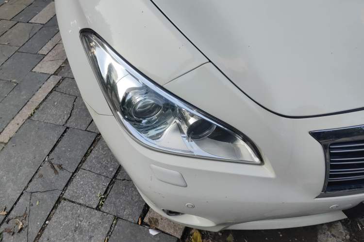 Used Infiniti Q70 2013 Q70L 2.5L Comfort Edition Right Front Headlight
