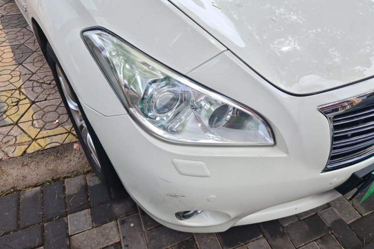 Used Infiniti Q70 2013 Q70L 2.5L Comfort Edition Right Front Headlight