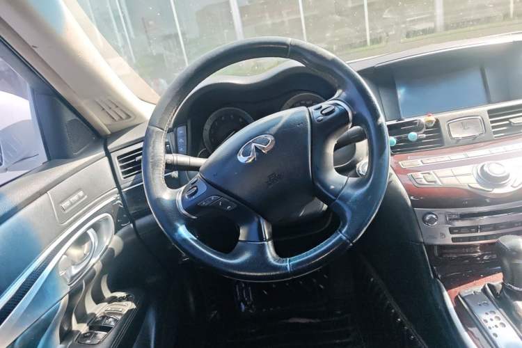 Used Infiniti Q70 2013 Q70L 2.5L Comfort Edition Steering Wheel