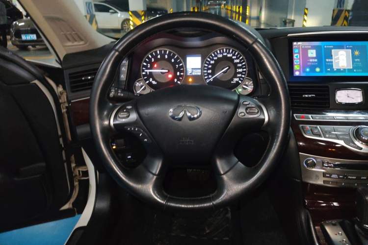 Used Infiniti Q70 2013 Q70L 2.5L Comfort Edition Steering Wheel