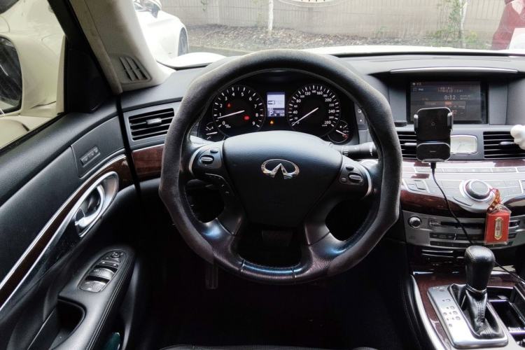 Used Infiniti Q70 2013 Q70L 2.5L Comfort Edition Steering Wheel