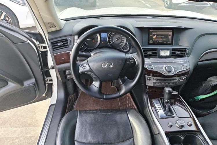 Used Infiniti Q70 2013 Q70L 2.5L Comfort Edition Steering Wheel