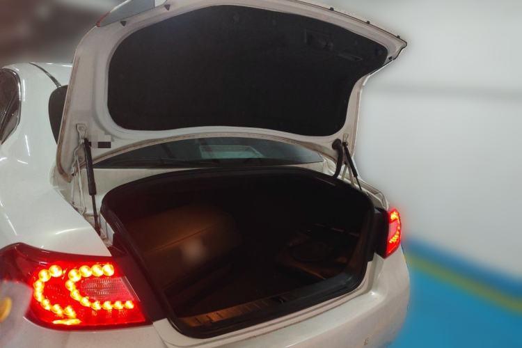 Used Infiniti Q70 2013 Q70L 2.5L Comfort Edition Trunk