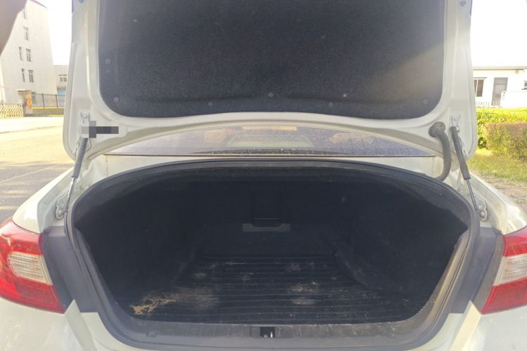 Used Infiniti Q70 2013 Q70L 2.5L Comfort Edition Trunk