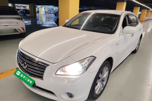 Used Infiniti Q70 2013 Q70L 2.5L Elegance Edition