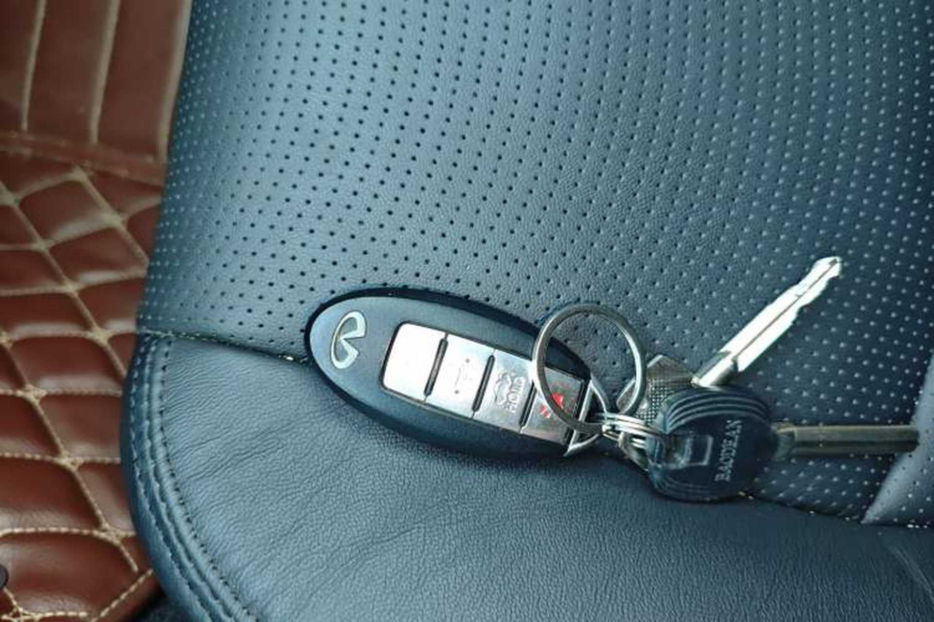 Used Infiniti Q70 2013 Q70L 2.5L Comfort Edition Vehicle Key