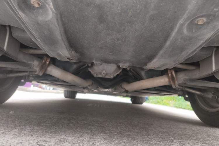 Used Infiniti Q70  Chassis Rear