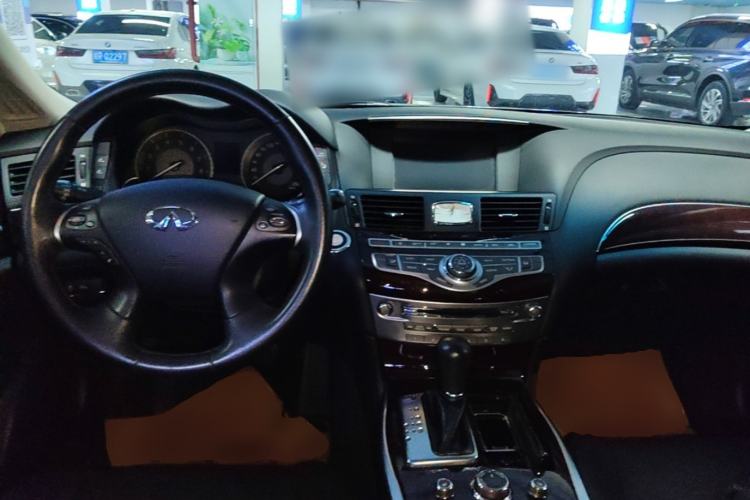 Used Infiniti Q70 2015 Q70L 2.5L Enjoyment Edition Center Console