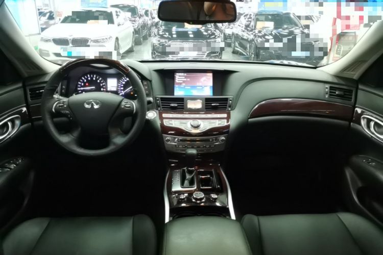 Used Infiniti Q70 2015 Q70L 2.5L Enjoyment Edition Center Console