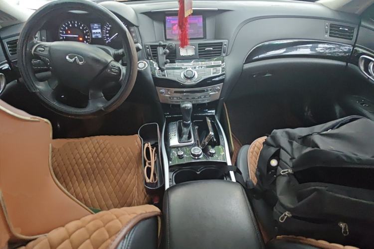 Used Infiniti Q70 2015 Q70L 2.5L Elite Edition Center Console