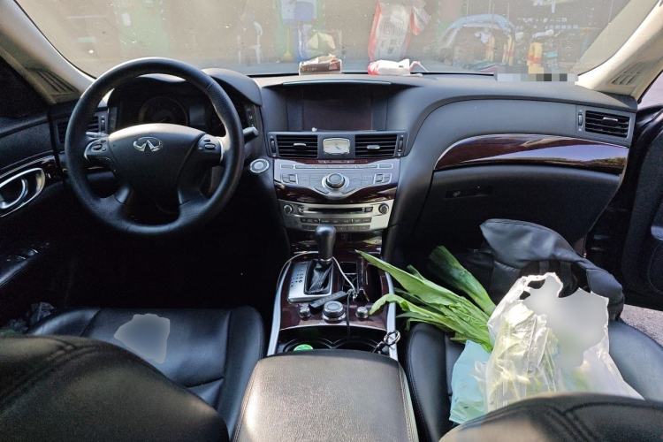 Used Infiniti Q70 2015 Q70L 2.5L Enjoyment Edition Center Console