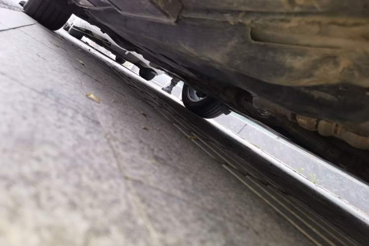 Used Infiniti Q70 2015 Q70L 2.5L Elite Edition Chassis Front Right