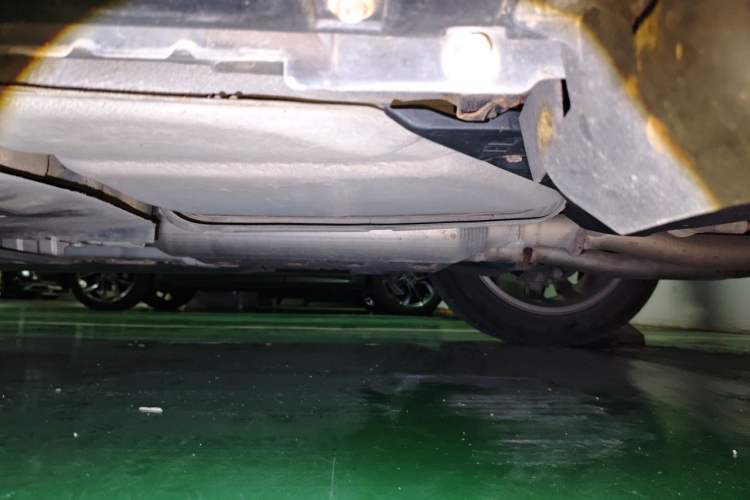 Used Infiniti Q70 2015 Q70L 2.5L Elite Edition Chassis Rear Left