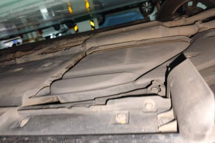 Used Infiniti Q70 2015 Q70L 2.5L Elite Edition Chassis Rear Right