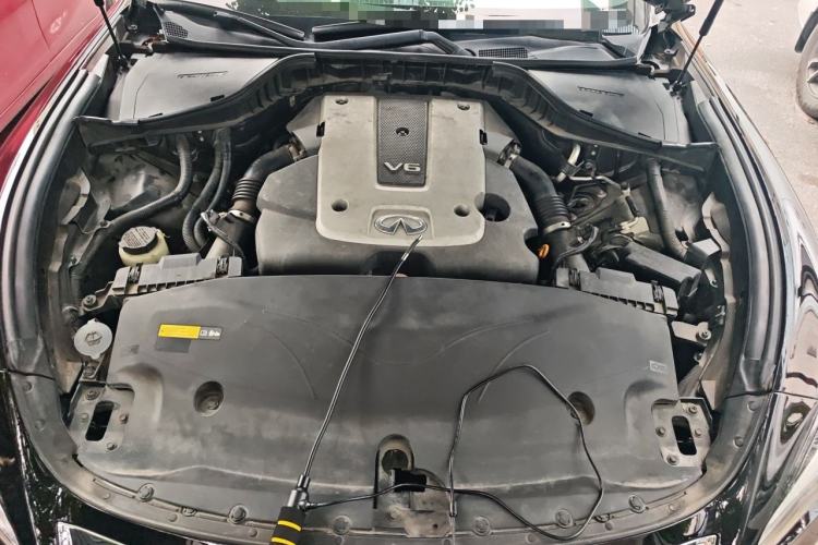 Used Infiniti Q70 2015 Q70L 2.5L Enjoyment Edition Engine Bay