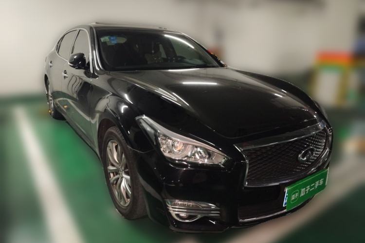 Used Infiniti Q70 2015 Q70L 2.5L Elite Edition Front Right 45 Deg