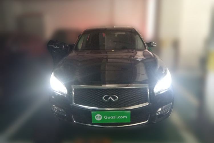 Used Infiniti Q70 2015 Q70L 2.5L Elite Edition Front
