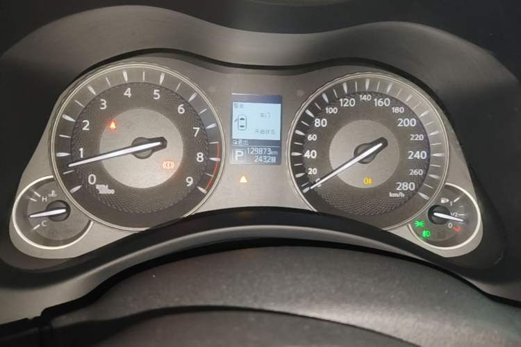 Used Infiniti Q70 2015 Q70L 2.5L Elite Edition Instrument Cluster
