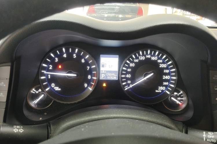 Used Infiniti Q70 2015 Q70L 2.5L Elite Edition Instrument Cluster