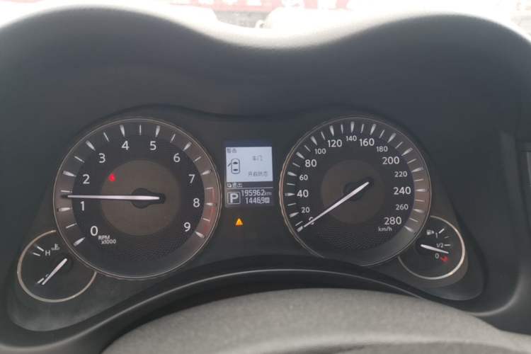 Used Infiniti Q70 2015 Q70L 2.5L Elite Edition Instrument Cluster