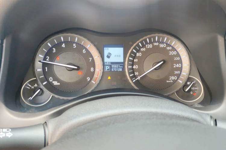 Used Infiniti Q70 2015 Q70L 2.5L Elite Edition Instrument Cluster