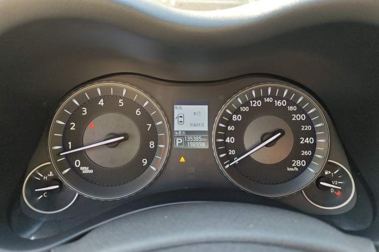 Used Infiniti Q70 2015 Q70L 2.5L Enjoyment Edition Instrument Cluster