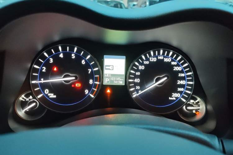 Used Infiniti Q70 2015 Q70L 2.5L Enjoyment Edition Instrument Cluster