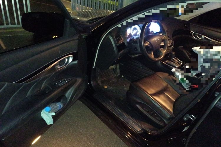 Used Infiniti Q70 2015 Q70L 2.5L Elite Edition Interior 3