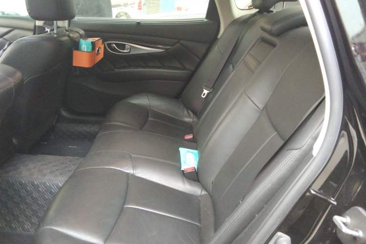 Used Infiniti Q70 2015 Q70L 2.5L Elite Edition Interior 4