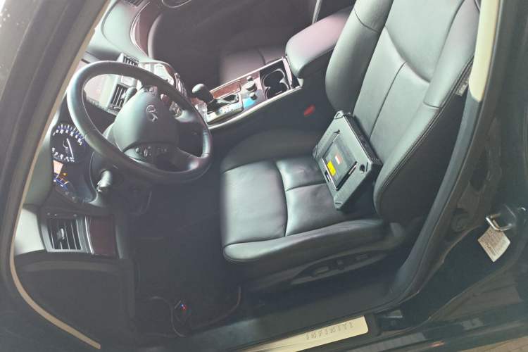Used Infiniti Q70 2015 Q70L 2.5L Enjoyment Edition Left Front Seat