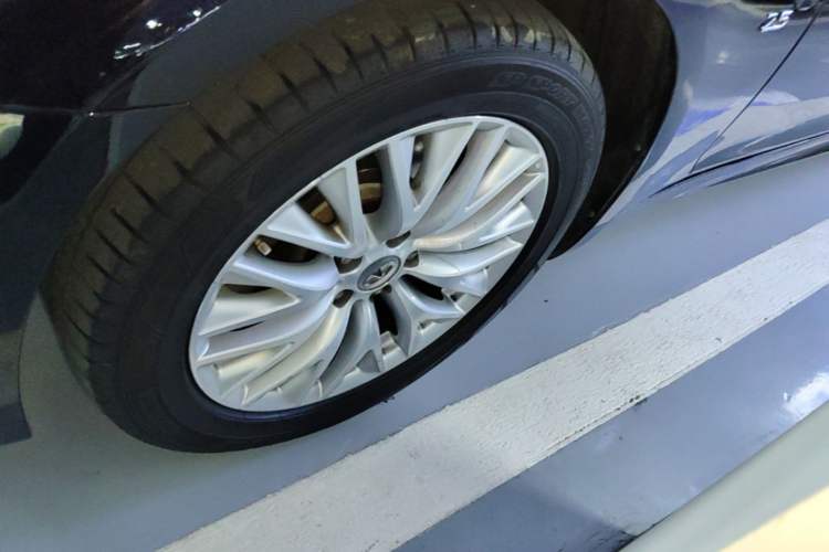 Used Infiniti Q70 2015 Q70L 2.5L Enjoyment Edition Left Front Wheel Hub