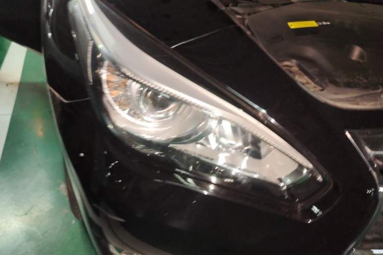 Used Infiniti Q70 2015 Q70L 2.5L Elite Edition Right Front Headlight