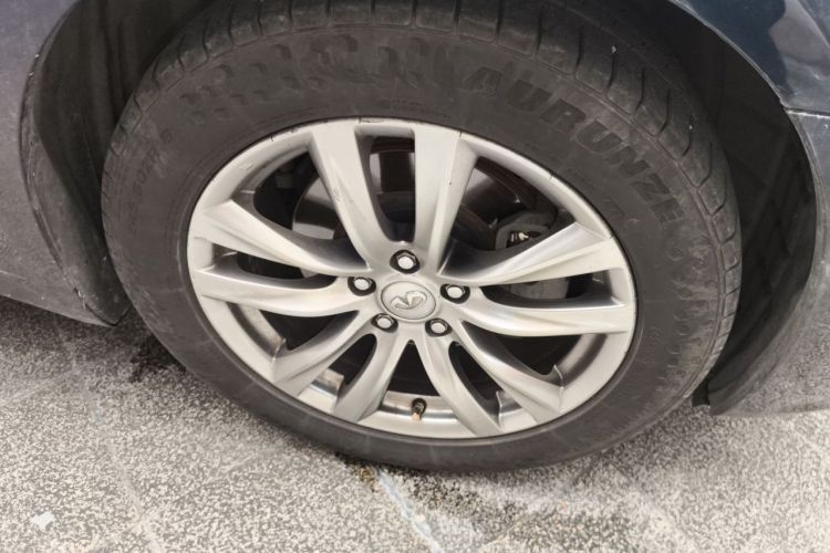 Used Infiniti Q70 2015 Q70L 2.5L Enjoyment Edition Right Front Wheel Hub