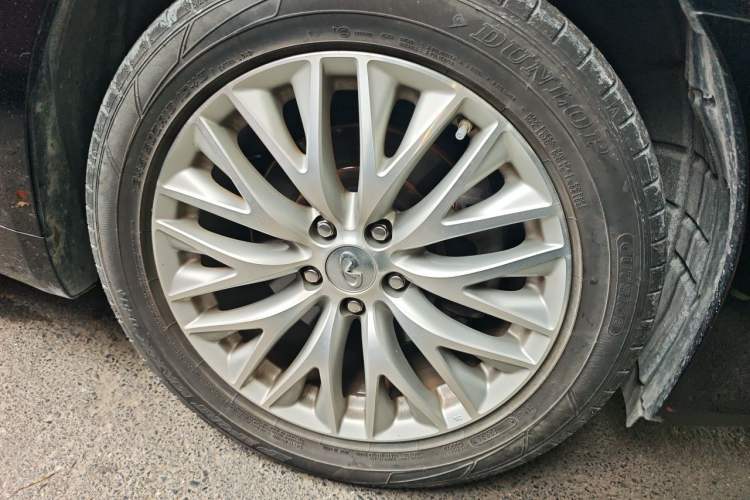 Used Infiniti Q70 2015 Q70L 2.5L Enjoyment Edition Right Front Wheel Hub