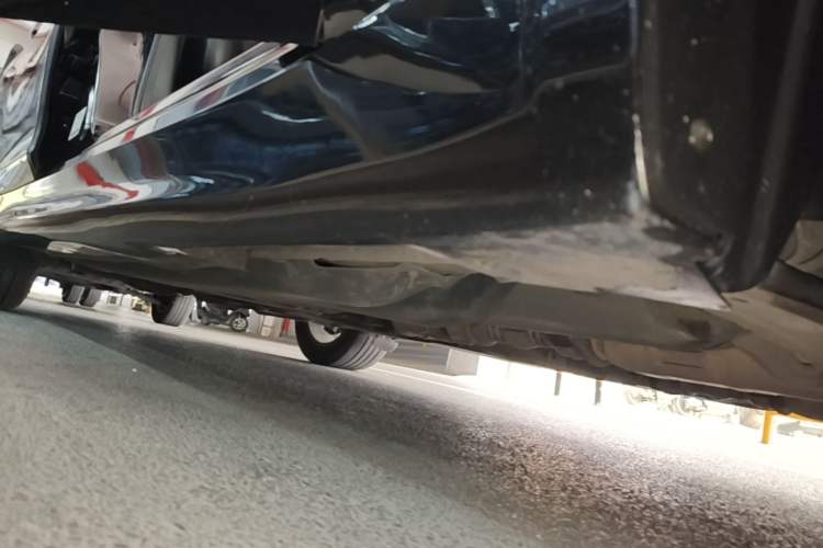 Used Infiniti Q70 2015 Q70L 2.5L Elite Edition Right Side Sill