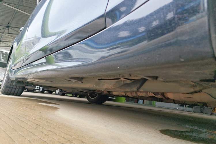 Used Infiniti Q70 2015 Q70L 2.5L Enjoyment Edition Right Side Sill