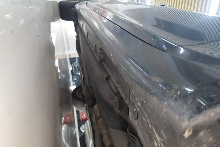 Used Infiniti Q70 2015 Q70L 2.5L Elite Edition Right Side Sill