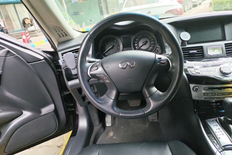 Used Infiniti Q70 2015 Q70L 2.5L Elite Edition Steering Wheel